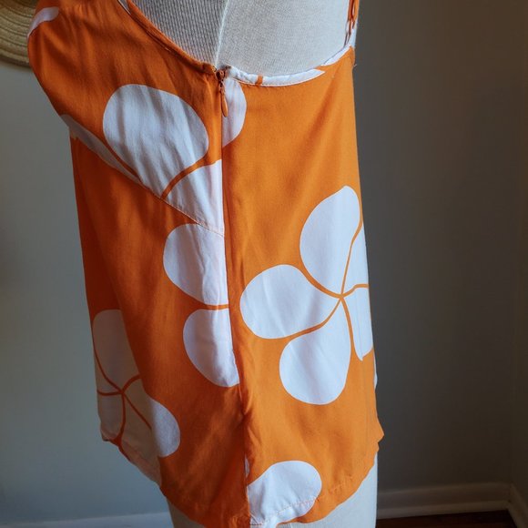 Toes on the Nose Tank Top in Orange, White Flower - Picture 3 of 5